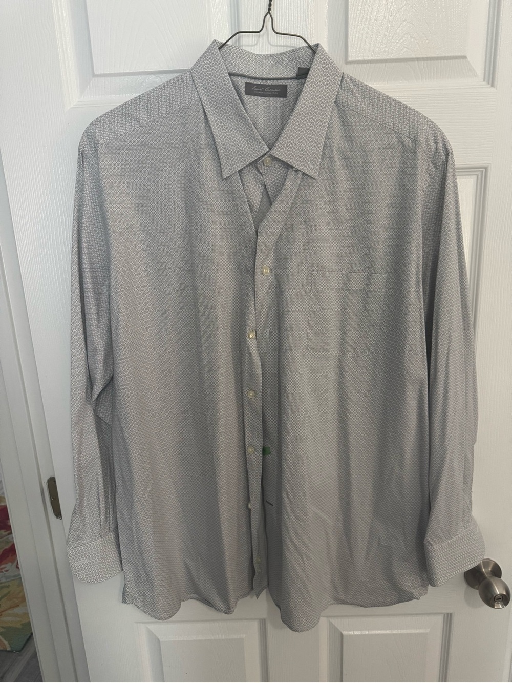 Daniel Cremieux Light Gray Micro-Pattern Dress Shirt